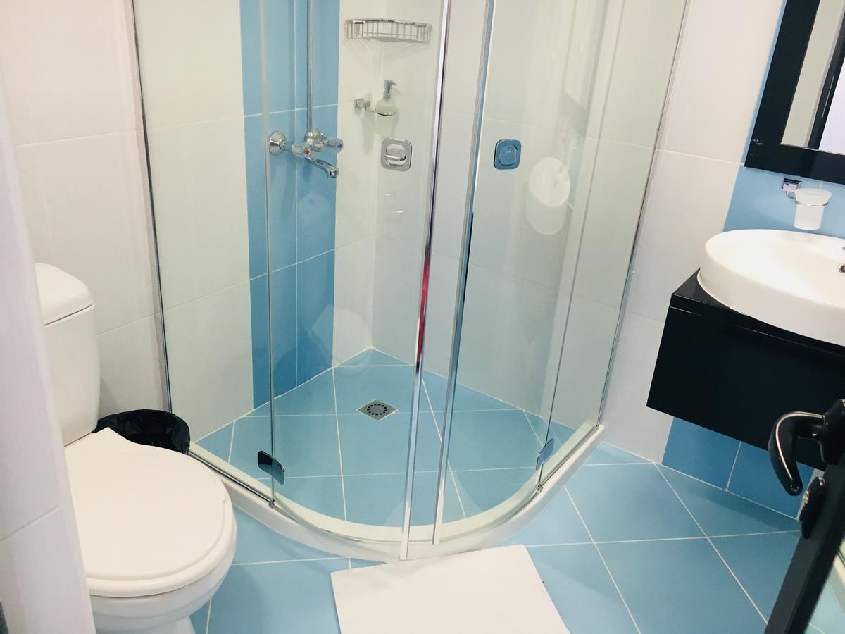Hotel Aqua Kŭrdzhali Exteriör bild